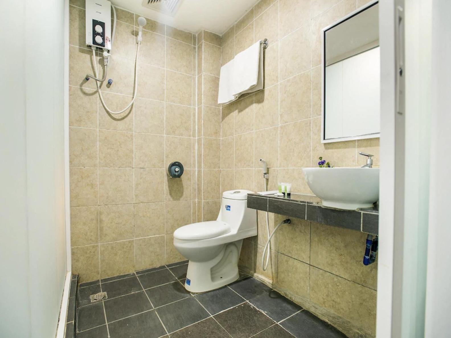 Grand Inn Hotel Semporna Habitación foto